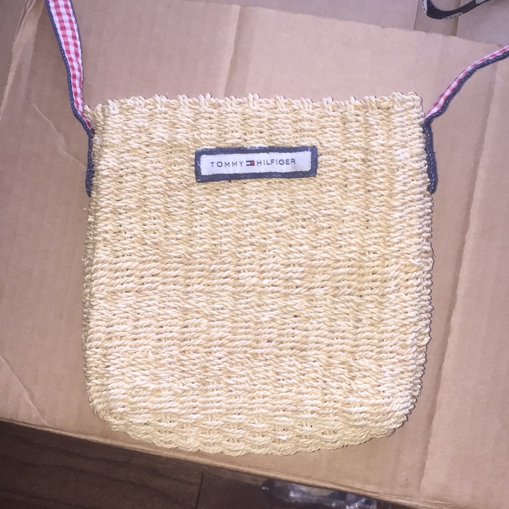 Tommy Hilfiger purse 👜